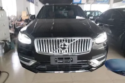 Volvo XC90 2024, 35500 км, за 46781 USD