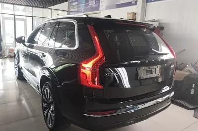 Volvo XC90 2024, 35500 км, за 46781 USD