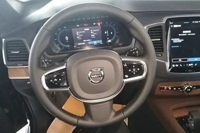 Volvo XC90 2024, 35500 км, за 46781 USD - фото 13