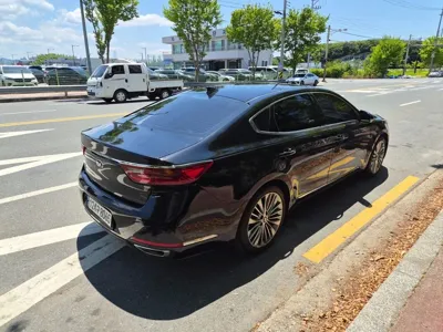 Kia K7 2017, 91000 км, за 8262.83 USD