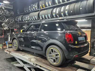 MINI Cooper 2023, 20600 км, за 17876.87 USD - фото 3