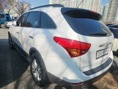 Hyundai Veracruz 2015, 196965 км, за 6435.67 USD