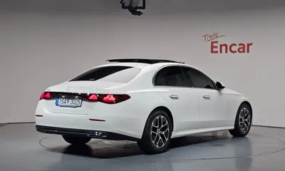 Mercedes-Benz E-Class 2025, 7036 км, за 41026.65 USD