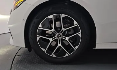 Mercedes-Benz E-Class 2025, 7036 км, за 41026.65 USD