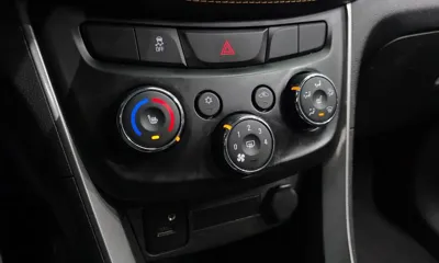 ChevroletGMDaewoo Trax 2019, 175420 км, за 3495.21 USD - фото 16