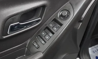 ChevroletGMDaewoo Trax 2019, 175420 км, за 3495.21 USD - фото 17