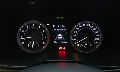 Hyundai Venue 2020, 93202 км, за 8645.6 USD - фото 8