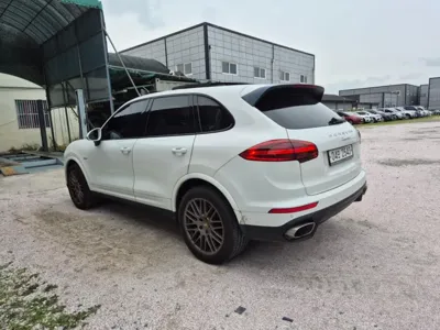 Porsche Cayenne 2017, 182800 км, за 15439.12 USD - фото 6