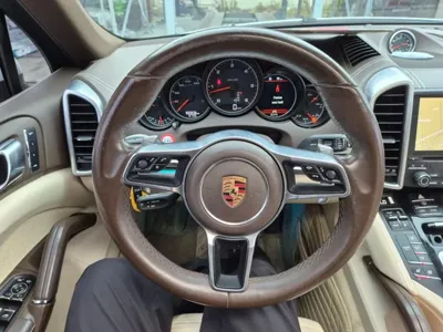 Porsche Cayenne 2017, 182800 км, за 15439.12 USD - фото 16