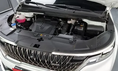 Kia Canival 2023, 21115 км, за 28479.35 USD - фото 6