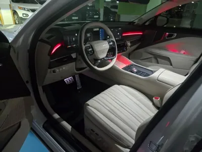 Kia K8 2025, 5140 км, за 12677.53 USD