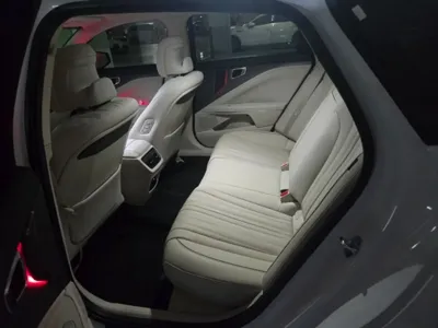 Kia K8 2025, 5140 км, за 12677.53 USD - фото 6