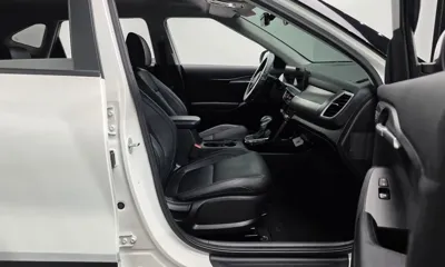 Kia Seltos 2023, 13055 км, за 14788.28 USD - фото 26