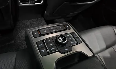 Hyundai Genesis 2016, 107967 км, за 9452.68 USD - фото 20