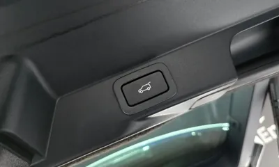 Land Rover Range Rover Sport 2016, 118831 км, за 17549.65 USD - фото 19