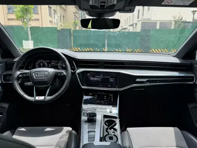 Audi A6L 2021, 52000 км, за 24984.8 USD