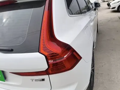 Volvo XC60 2019, 131600 км, за 13625.4 USD - фото 8