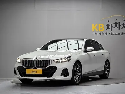 BMW 5-Series · 2026 год