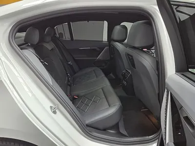 BMW 5-Series 2026, 4701 км, за 60912.08 USD - фото 15