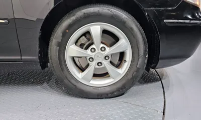 Hyundai Grandeur 2007, 251602 км, за 993.38 USD