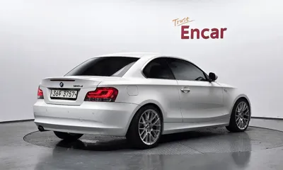 BMW 1-Series 2011, 139248 км, за 4940.52 USD