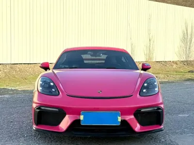Porsche 718 2018, 80000 км, за 36489.66 USD