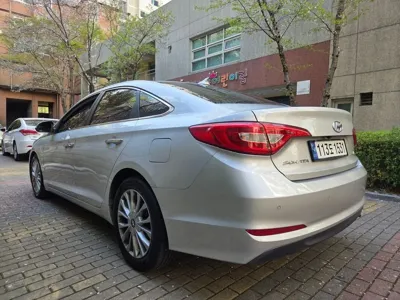 Hyundai Sonata 2015, 161410 км, за 3965.62 USD - фото 7
