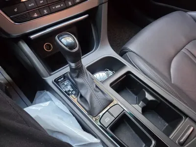 Hyundai Sonata 2015, 161410 км, за 3965.62 USD - фото 14