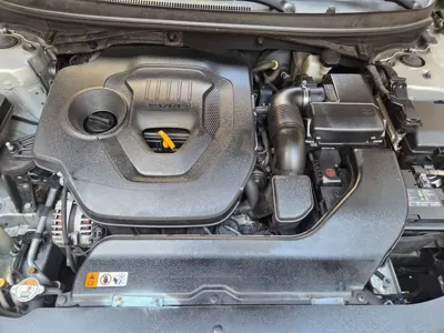 Hyundai Sonata 2015, 161410 км, за 3965.62 USD - фото 18