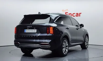 Kia Sorento 2022, 101985 км, за 15042.03 USD