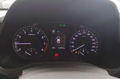 Hyundai Elantra (6th Generation 2016, 123200 км, за 6570 USD - фото 14