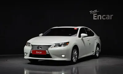 Lexus ES · 2015 год