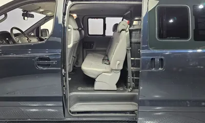 Hyundai Starex 2021, 124255 км, за 9602.64 USD - фото 11