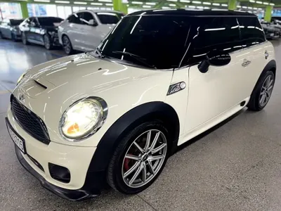 MINI Cooper · 2010 год