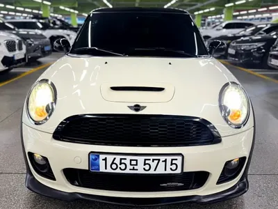 MINI Cooper 2010, 137722 км, за 3610.35 USD