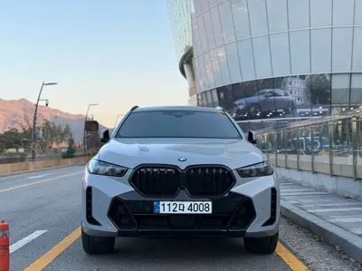 BMW X6 2026, 6700 км, за 97510.2 USD