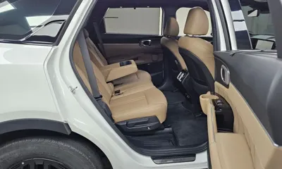 Kia Sorento 2024, 68405 км, за 26002.72 USD - фото 11