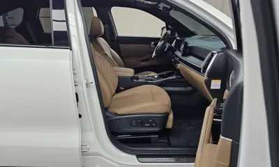 Kia Sorento 2024, 68405 км, за 26002.72 USD - фото 26