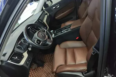 Volvo XC60 2018, 146900 км, за 17078 USD - фото 22
