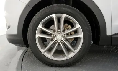 Hyundai Santafe 2016, 144323 км, за 7214.13 USD
