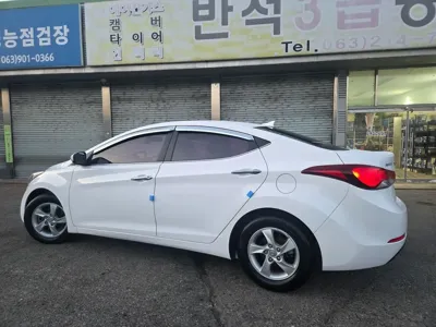 Hyundai Avante 2014, 96000 км, за 4618.43 USD