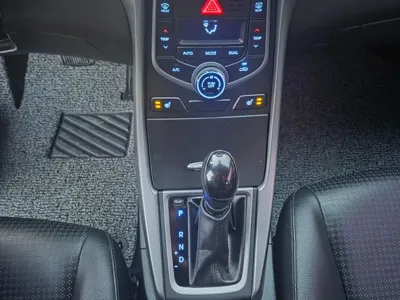 Hyundai Avante 2014, 96000 км, за 4588.42 USD - фото 15