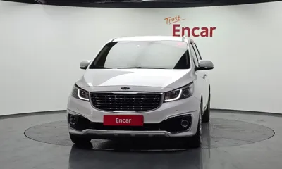 Kia Canival 2016, 127201 км, за 7866.21 USD