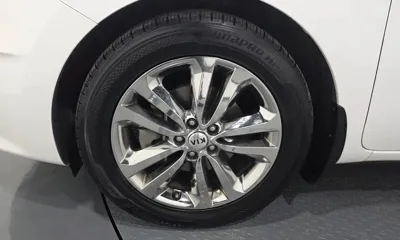 Kia Canival 2016, 127201 км, за 7866.21 USD