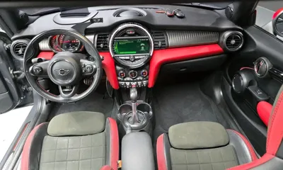 MINI Cooper 2019, 105266 км, за 10241.16 USD - фото 7