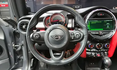 MINI Cooper 2019, 105266 км, за 10241.16 USD - фото 13
