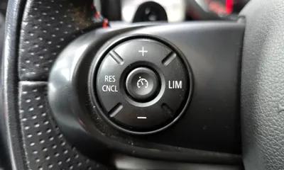 MINI Cooper 2019, 105266 км, за 10241.16 USD - фото 18