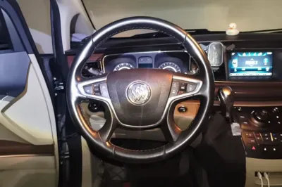 Buick GL8 2018, 166600 км, за 10283 USD - фото 10