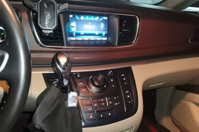 Buick GL8 2018, 166600 км, за 10283 USD - фото 13
