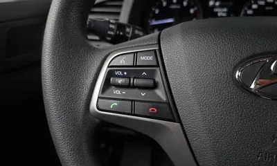 Hyundai Avante 2018, 60638 км, за 7220.69 USD - фото 16
